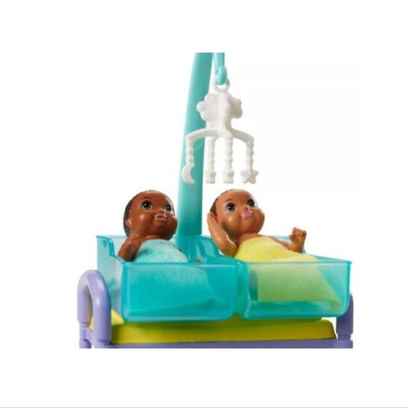 Career Barbie Baby Doctor Pediatrician Doll Play set & babies - Picture 2 of 6